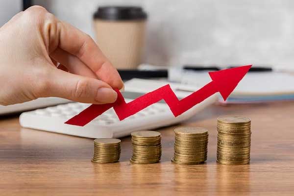 特朗普因对加拿大征收50%关税被起诉